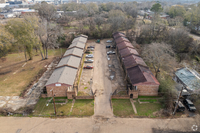 Building Photo - Willow Street Apartments