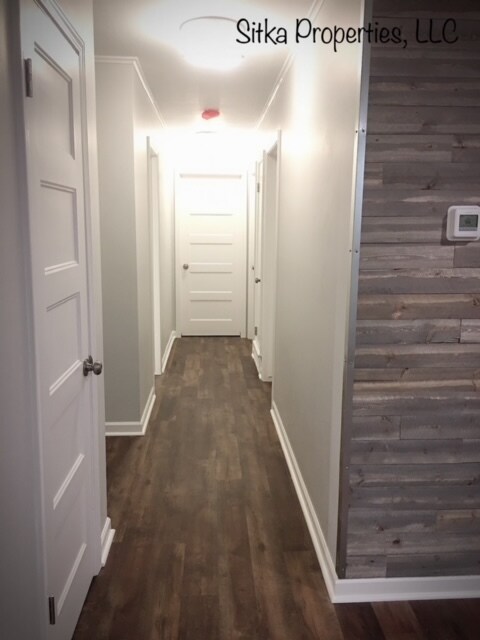 Building Photo - 7542 E 28th St