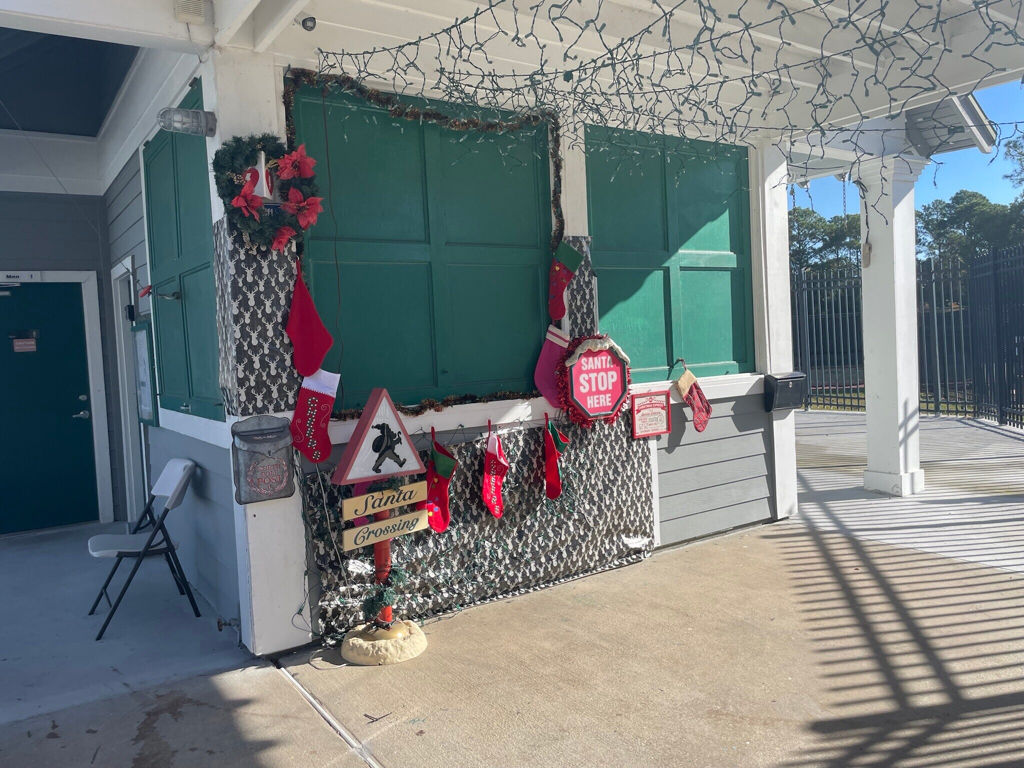 Building Photo - 1902 Ashmore Green Dr