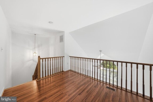 Building Photo - 46733 Woodmint Terrace