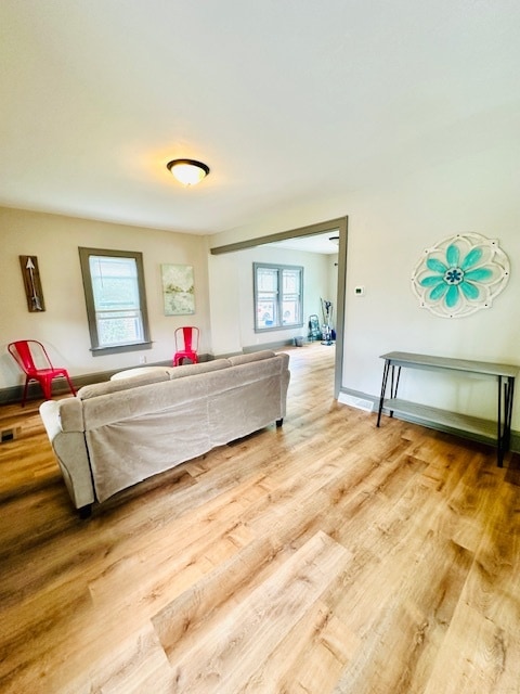 Building Photo - 716 E Randall St