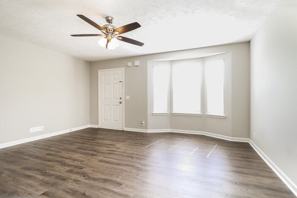 Building Photo - 1318 Lyndsey Ridge Dr