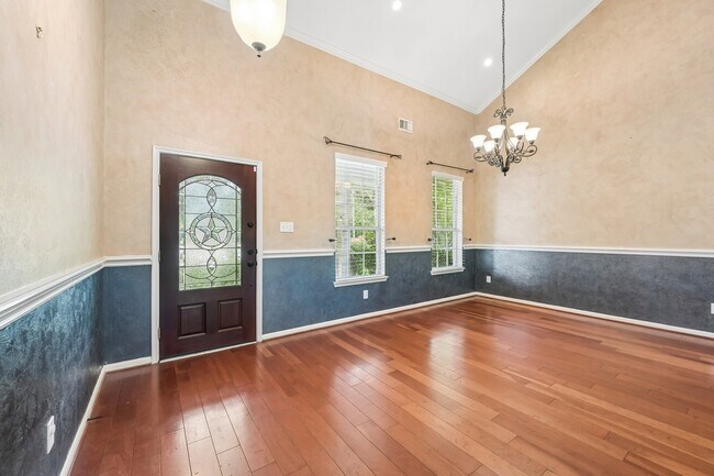 Building Photo - 11303 English Rose Trail