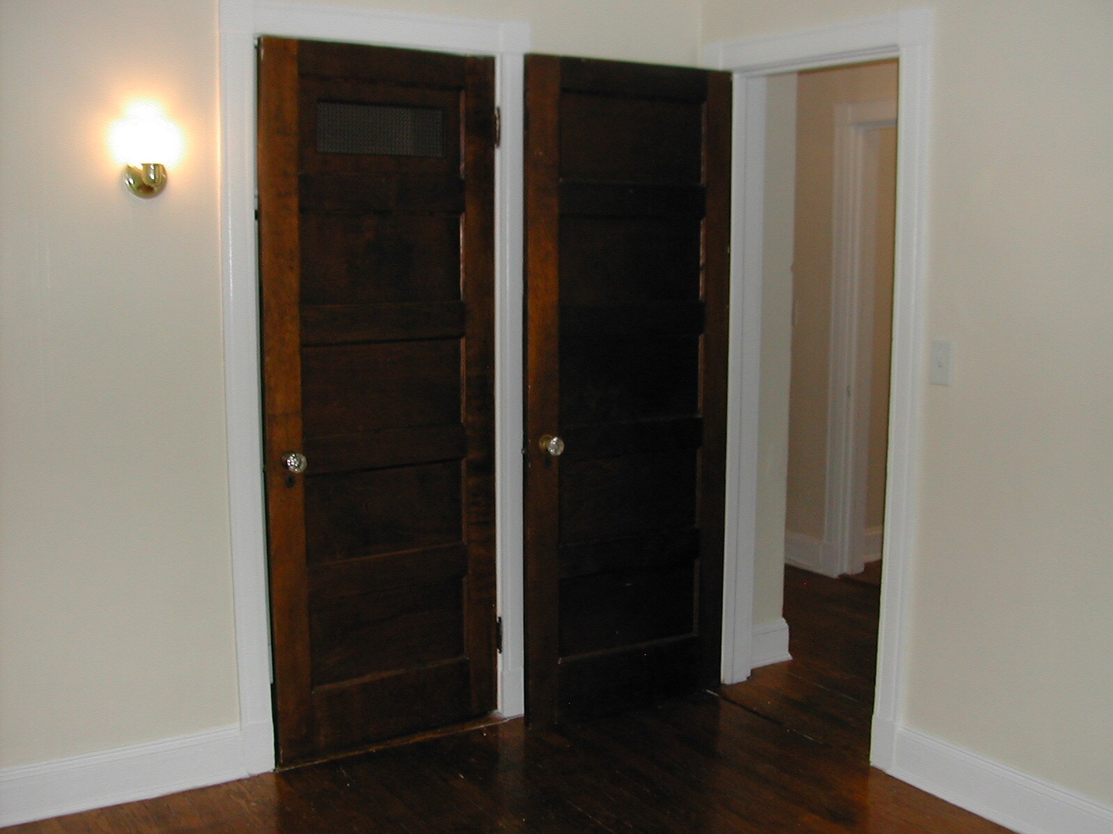 Building Photo - 4135 Roland Ave