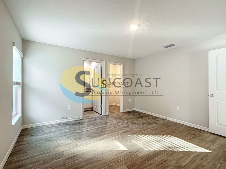 Building Photo - 9473 N Athenia Dr