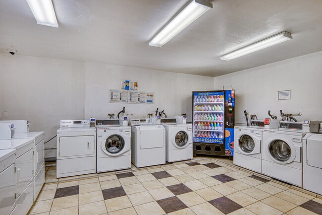 Building Photo - 12540 Braddock Dr