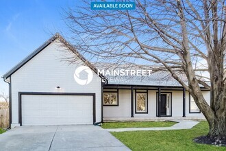 Building Photo - 5565 Meadow View Dr