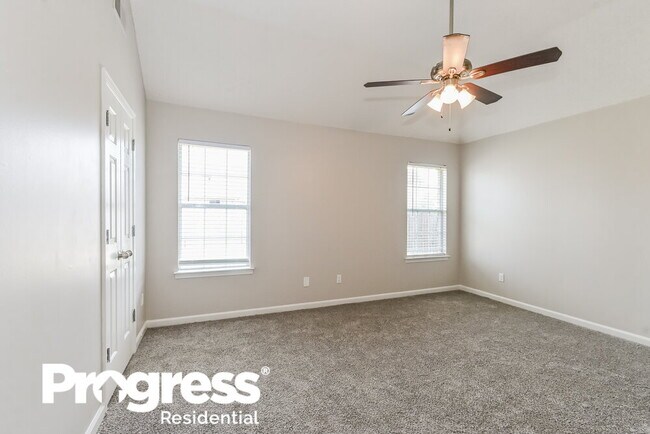 Building Photo - 9882 Wynngate Dr