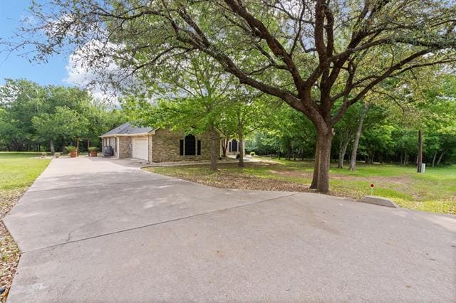 Building Photo - 12041 Shady Creek Dr