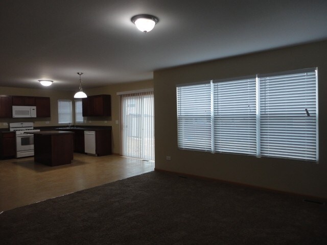 Building Photo - 1514 Cambria Court