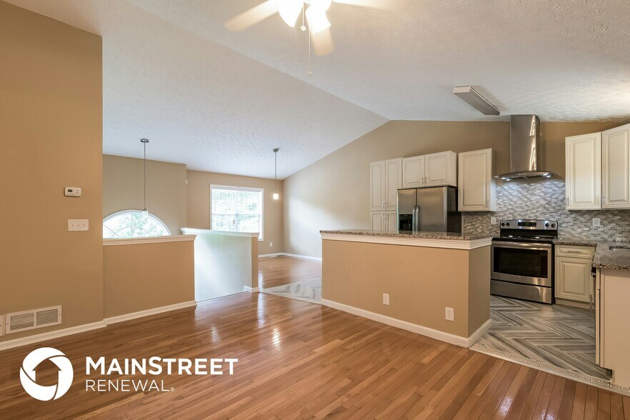 Building Photo - 5075 Memory Ln