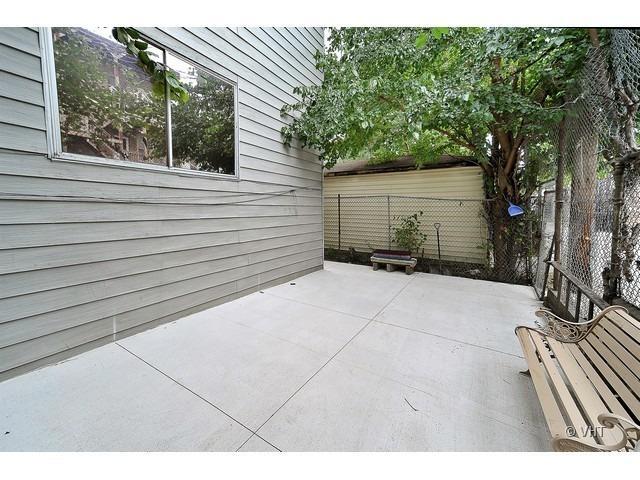 Building Photo - 2647 W Crystal St