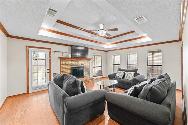 Building Photo - 708 Azalea Dr