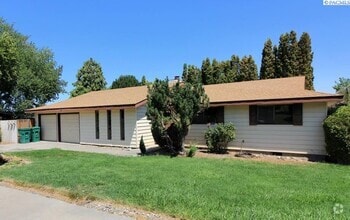 Building Photo - Kennewick 3 Bed/2 Bath Rambler + Bonus Room