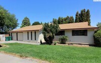 Building Photo - Kennewick 3 Bed/2 Bath Rambler + Bonus Room