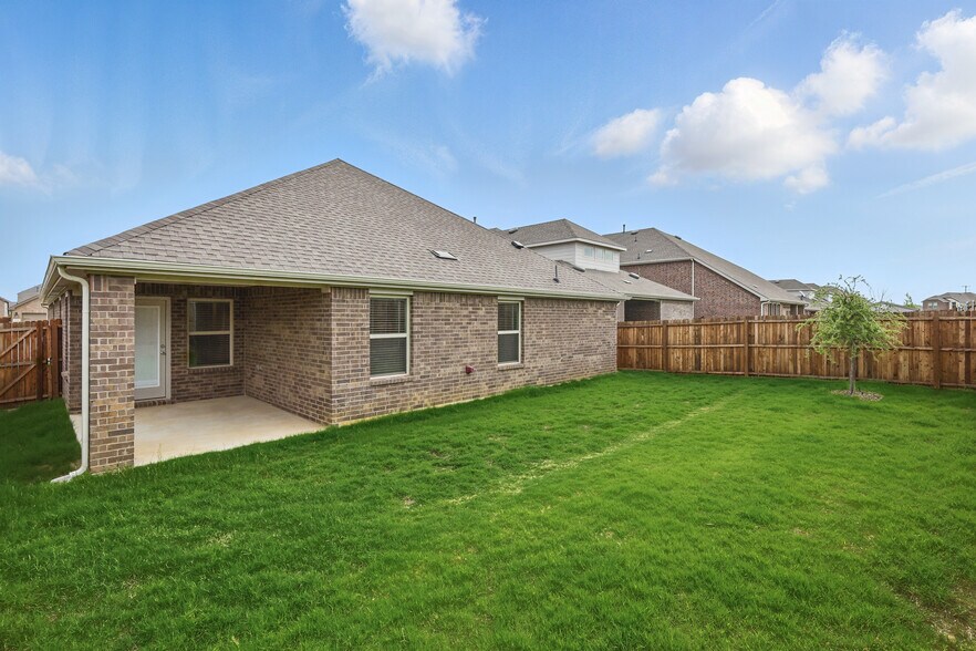 Building Photo - 9732 Quail Pointe Rd