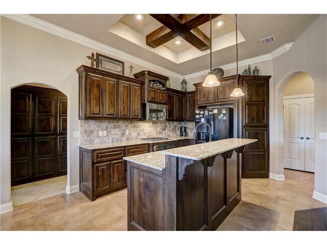 Building Photo - 4 Bedrooms/3Car/Storm Shelter-In Edmond Schools-Community Pool