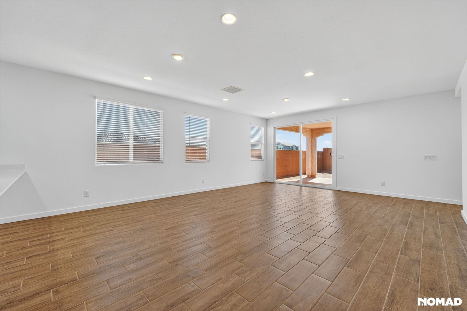 Building Photo - 8159 E Paloma Ave