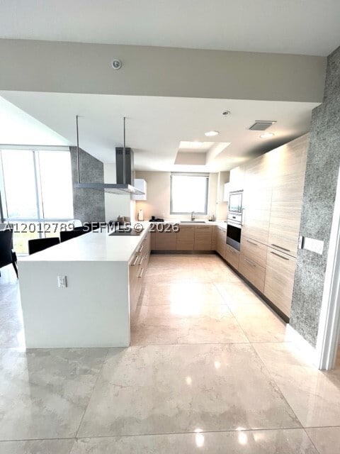 Building Photo - 17111 Biscayne Blvd