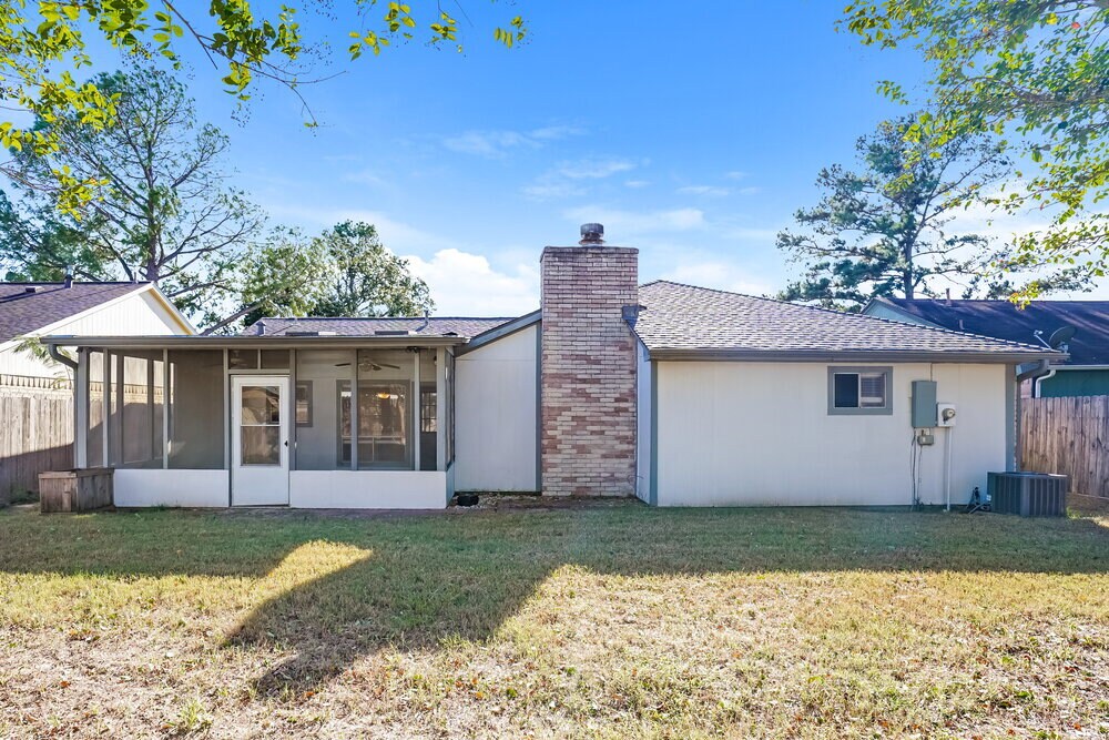 Building Photo - 18014 Glenledi Dr