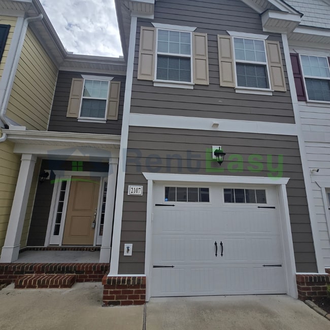 Building Photo - 2107 Steiner St