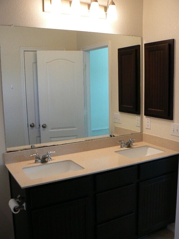 Building Photo - 17015 Gibbons Path
