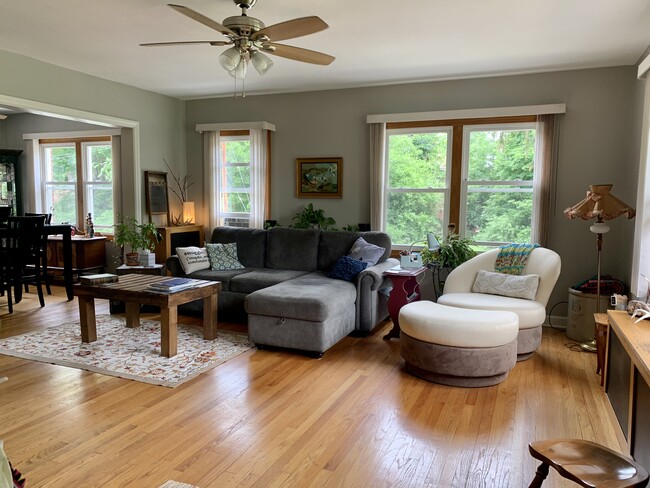 Living Room from entry - 632 Wingra St