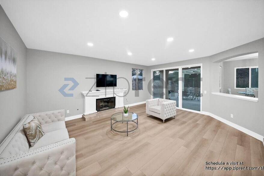 Building Photo - 23693 Cadenza Dr