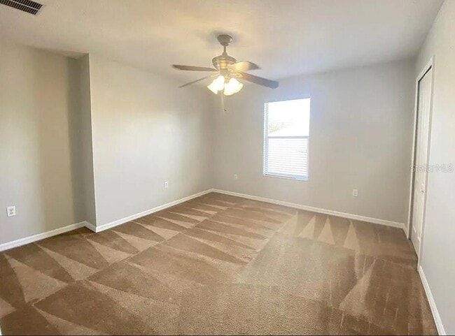 Building Photo - 944 Lost Grove Cir