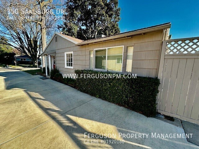 Building Photo - 350 Sandburg Dr