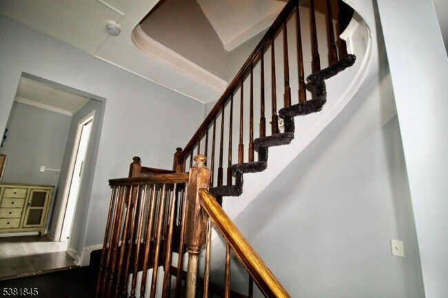 Building Photo - 22 Rockland Terrace