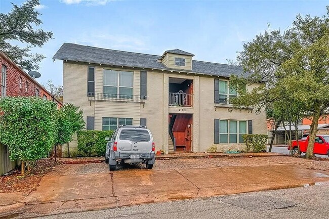 Building Photo - 1219 Autrey St