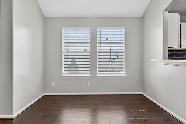 Building Photo - 6706 Portlick Dr