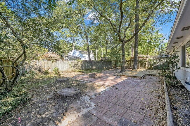 Building Photo - 9 Birchcane Dr