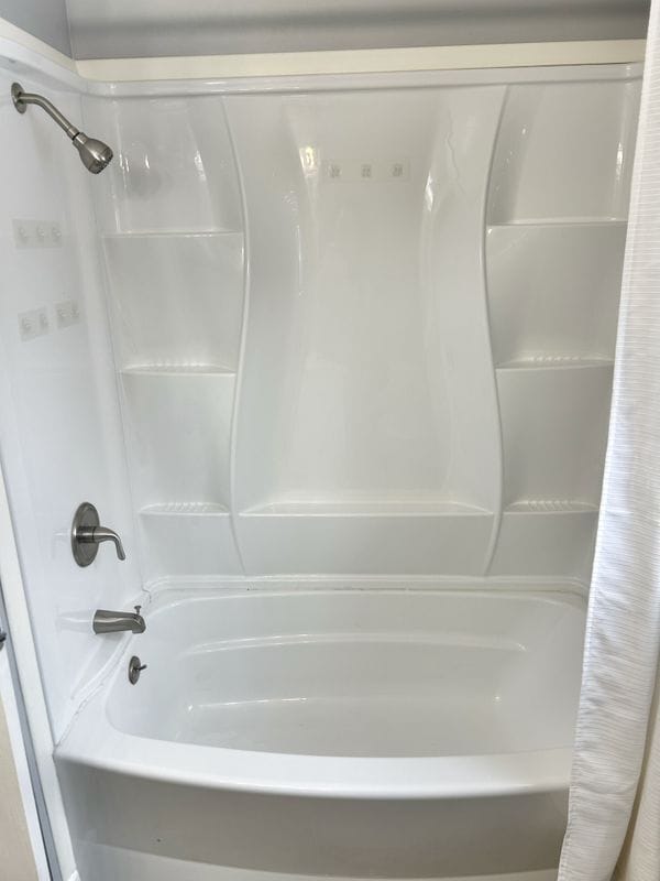 Building Photo - 20137 Cumberland Ct