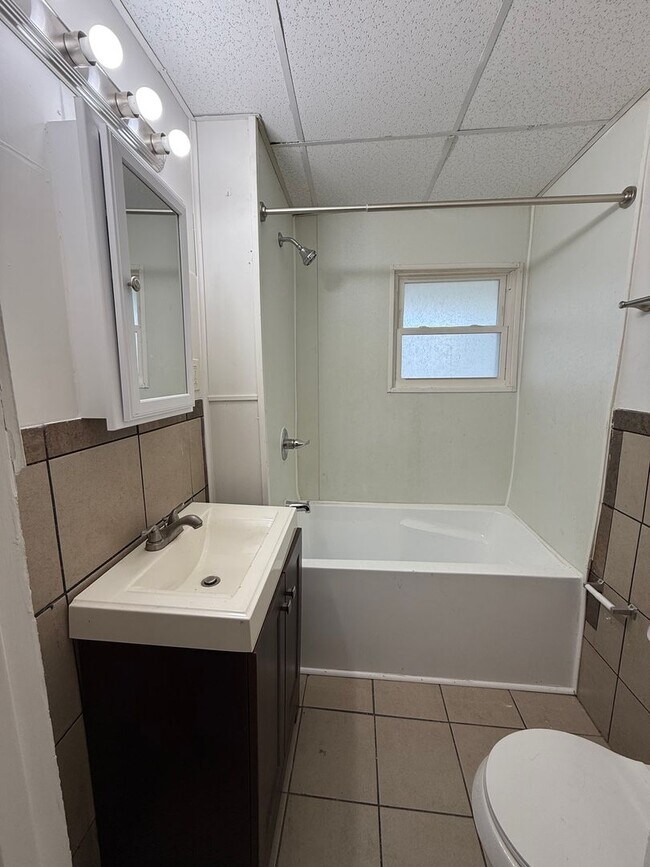 Building Photo - Koppel - 2 bedroom Apartment