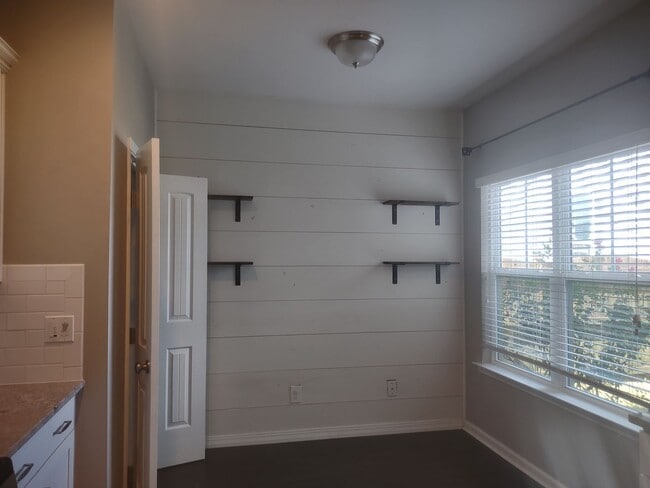 Building Photo - Spectacular Three Bedroom Home in Liberty Ridge!