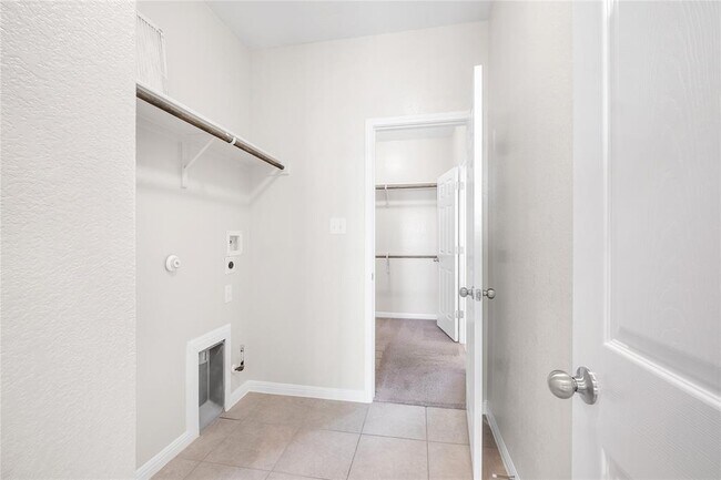 Building Photo - 1312 Jenkins Bnd