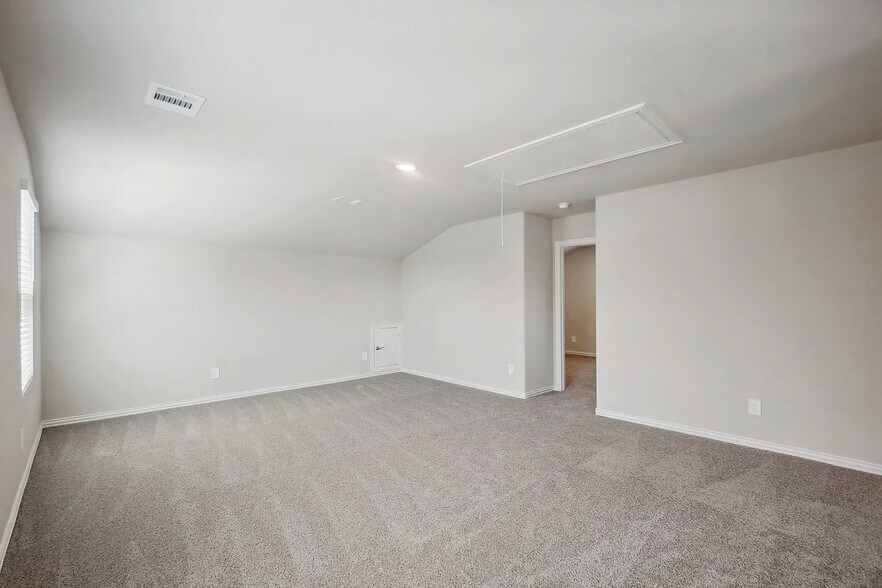 Building Photo - 3914 Walmer Wy