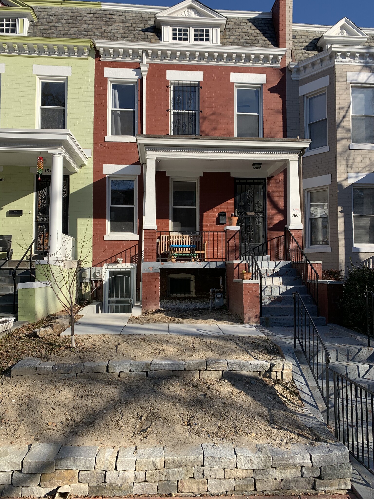Building Photo - 1363 Parkwood Pl NW