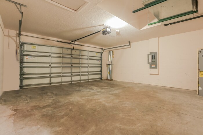 Building Photo - 844 Chatham Walk Dr