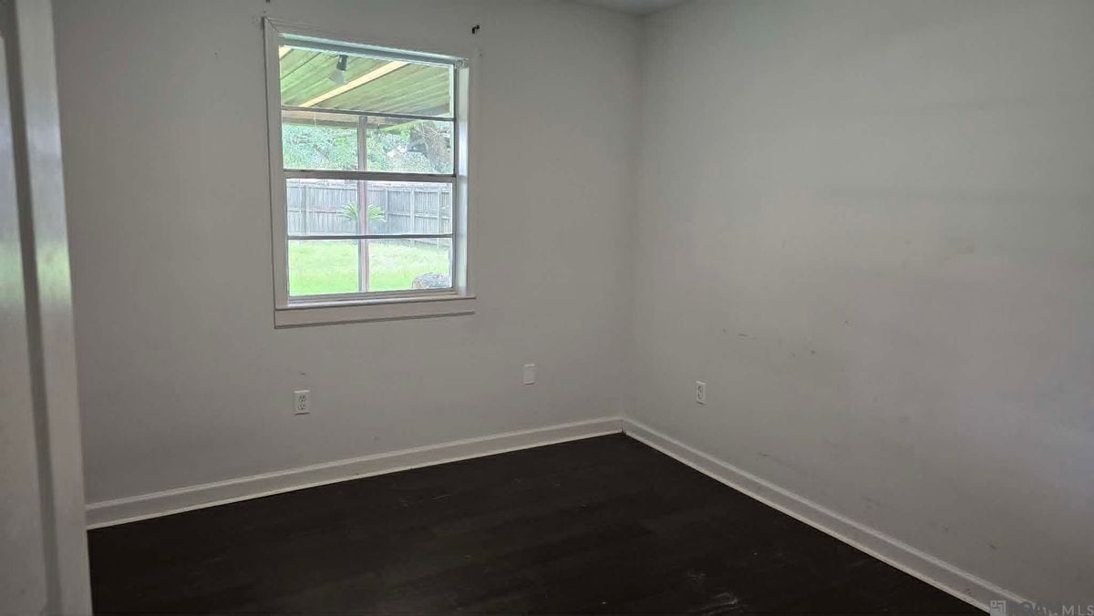 Building Photo - 15110 Jester Ave