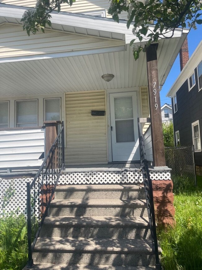 Building Photo - 7919 Force Ave