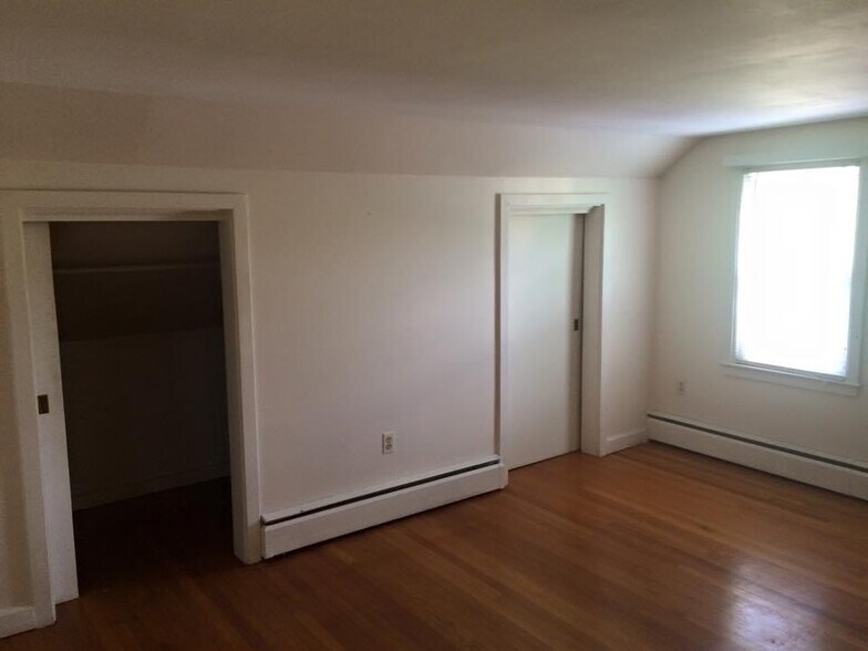 Building Photo - 35 Boston Ave