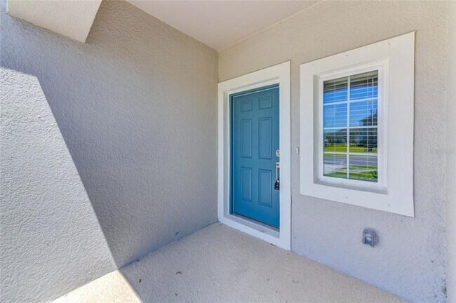Building Photo - 5744 Haven Ter