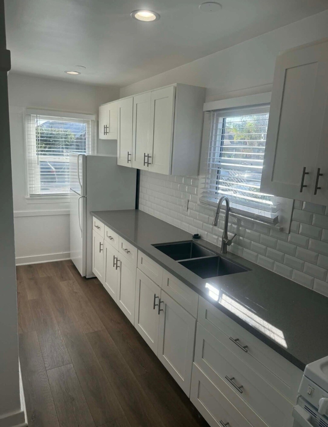 Building Photo - 2231 Ellendale Pl