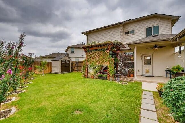 Building Photo - 1428 Bess Cove