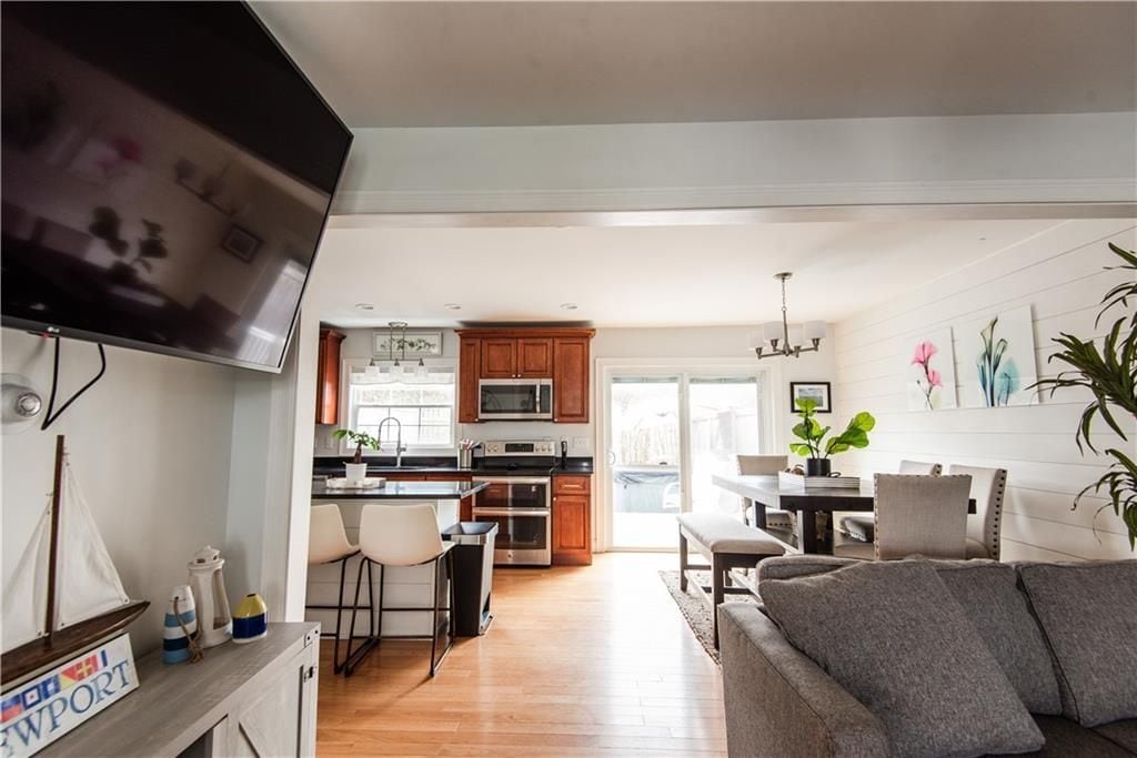 Building Photo - 88 Kay St