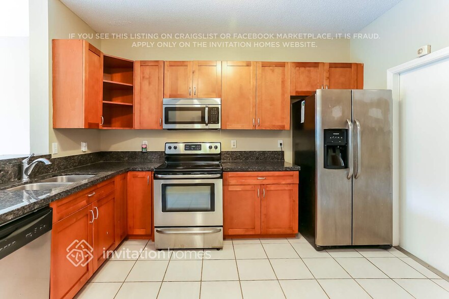 Building Photo - 2257 Salerno Cir