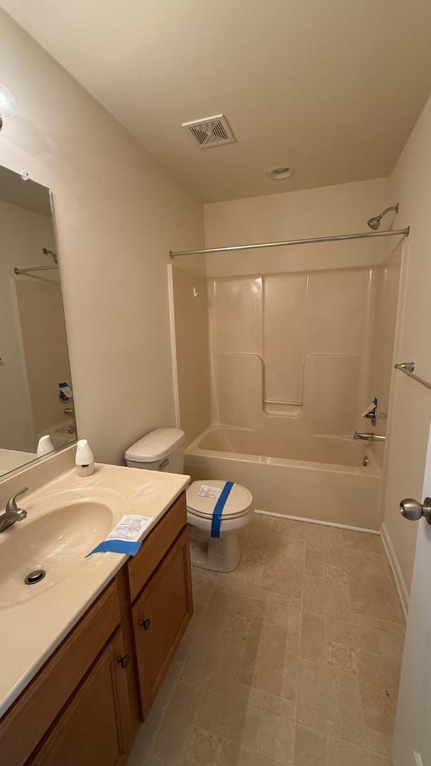 Building Photo - 12 Council Ct